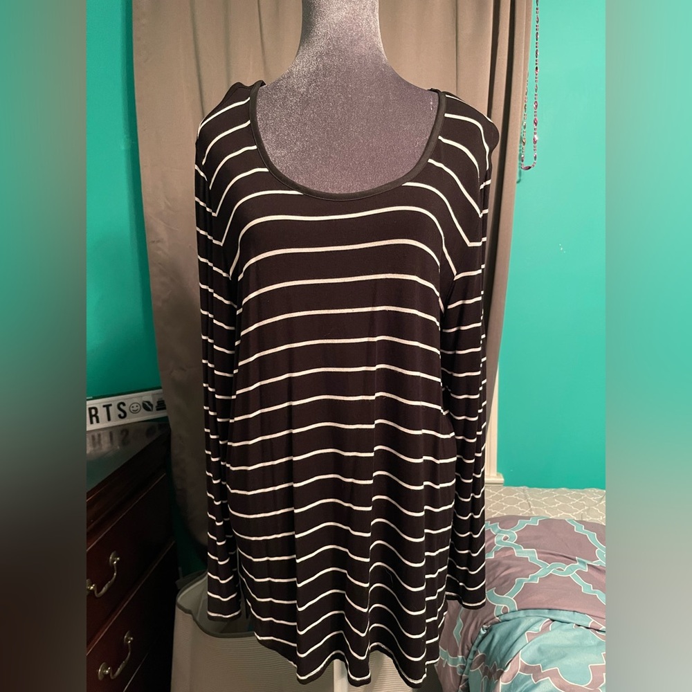 Black and white striped tunic
